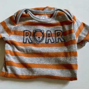🔥Carter's Child of Mine Gray and Orange Bodysuit Roar Design, 6-9 M